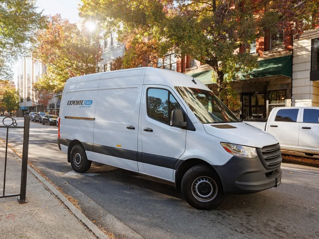 cargo van, box truck, expedited shipping, urgent delivery, reefer van